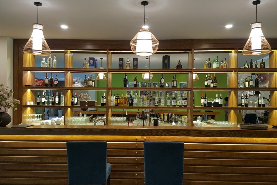 Quầy bar — 2