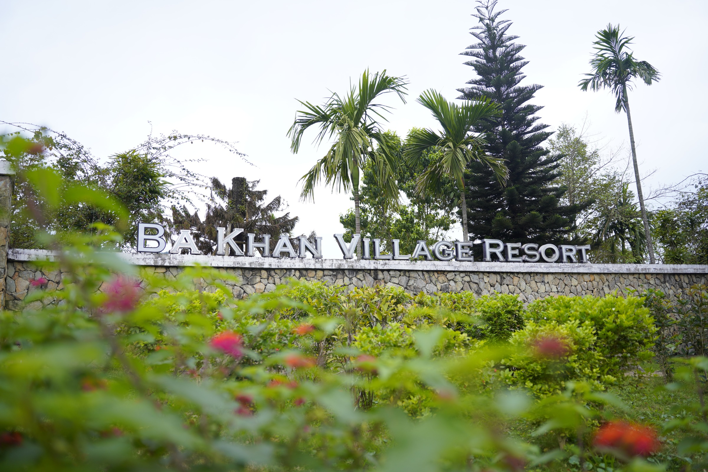Ba Khan Resort