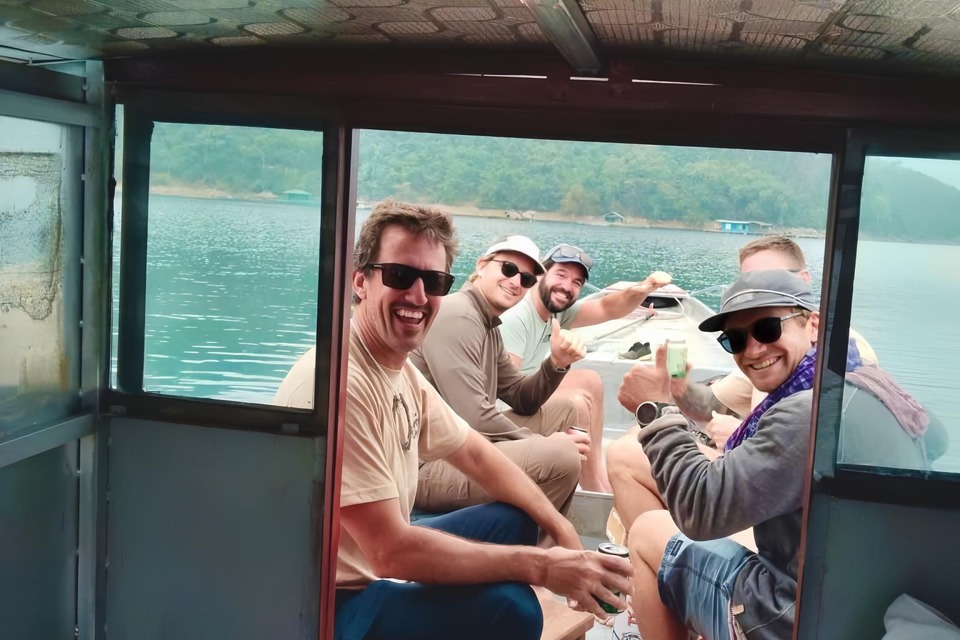 Chèo SUP/KAYAK quanh khu vực — 1